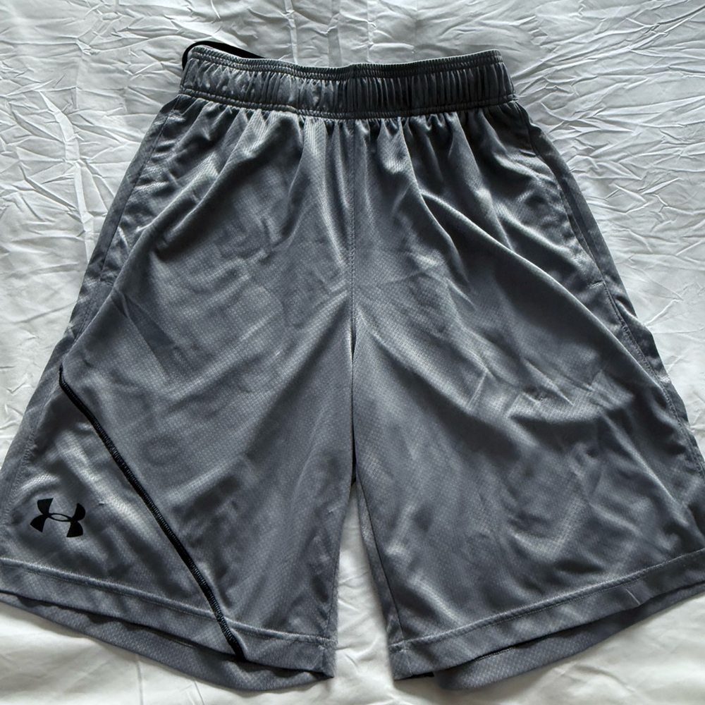 Under Armour Men's Charcoal Athletic Shorts